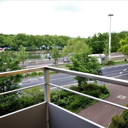 Luxury City Apartment - View Of River And Castle Wurzburgo Exterior foto