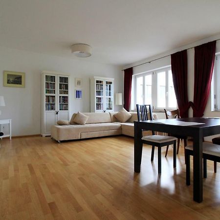 Luxury City Apartment - View Of River And Castle Wurzburgo Exterior foto