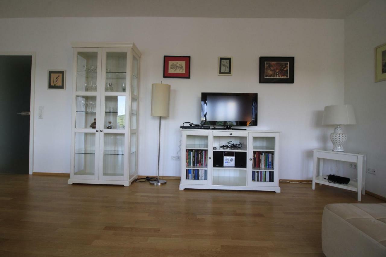 Luxury City Apartment - View Of River And Castle Wurzburgo Exterior foto